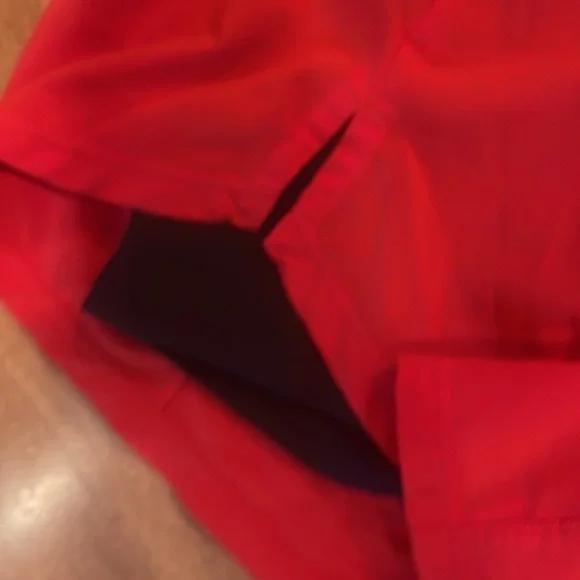 Women’s Nike line shorts small new without tags - Picture 3 of 5